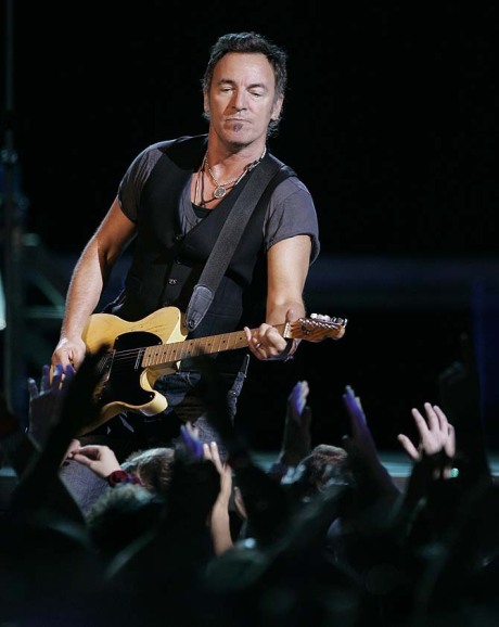 Bruce Springsteen does 'Outlaw Pete in San Jose